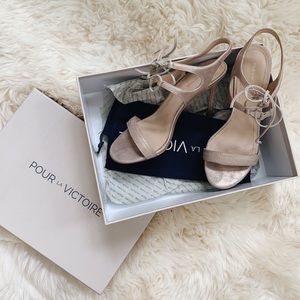 Pour la Victorie Sandal